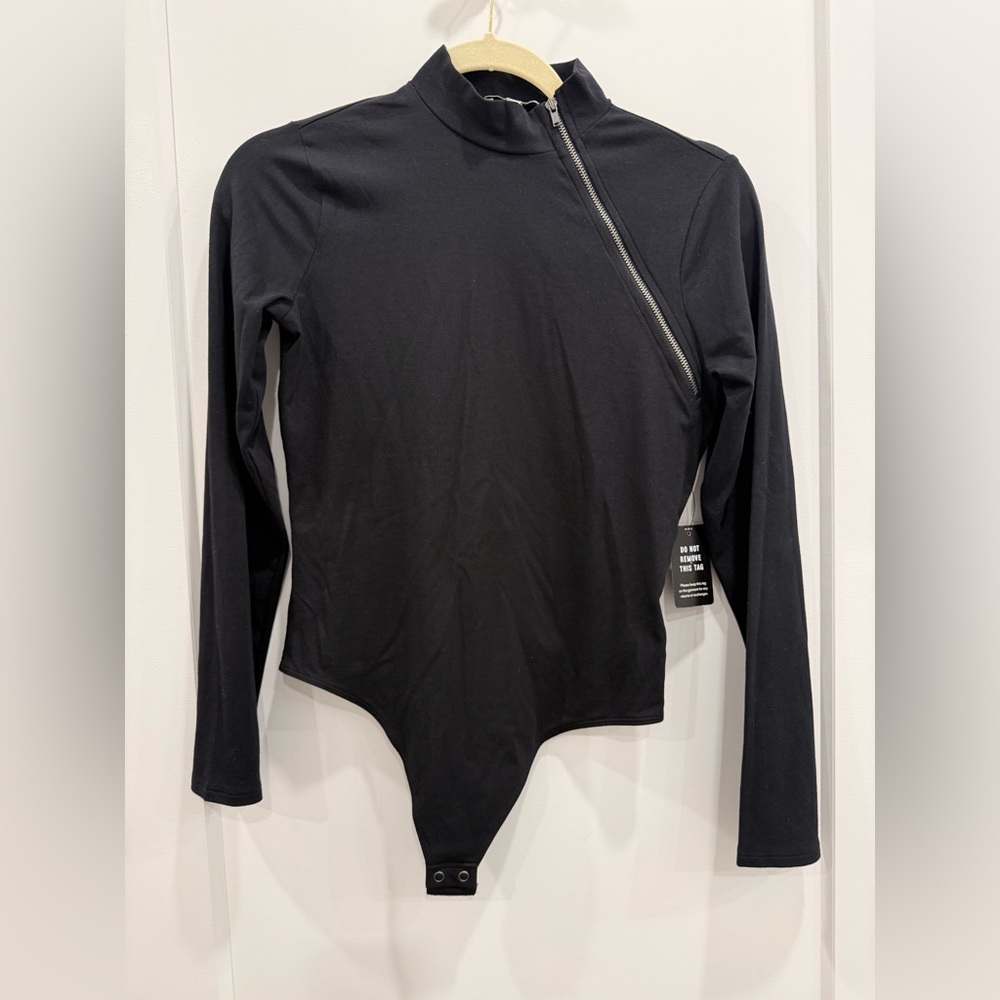 Express Body Contour Asymmetrical Zip Bodysuit – Black | Size Medium | NWT